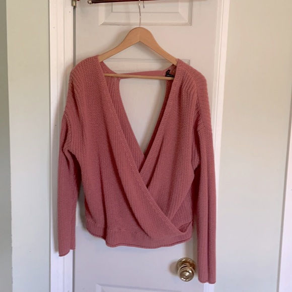 Like New Moon & Madison Deep V Sweater - Picture 1 of 7